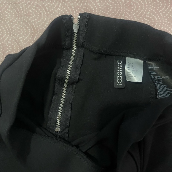 H&M skirt - Picture 2 of 2